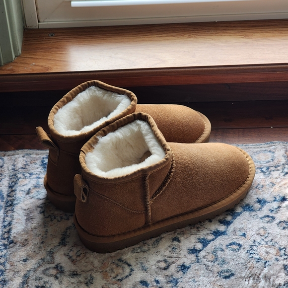 Irazia Cozy Tan Suade-like Ankle Boots - Picture 2 of 7